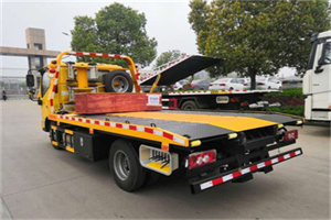 东阿道路救援拖车报价